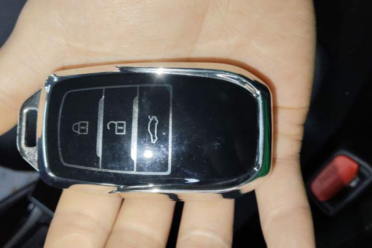 Used Toyota Levin 2023 Smart Electric Hybrid Dual-Engine 1.8L Sport Edition Vehicle Key