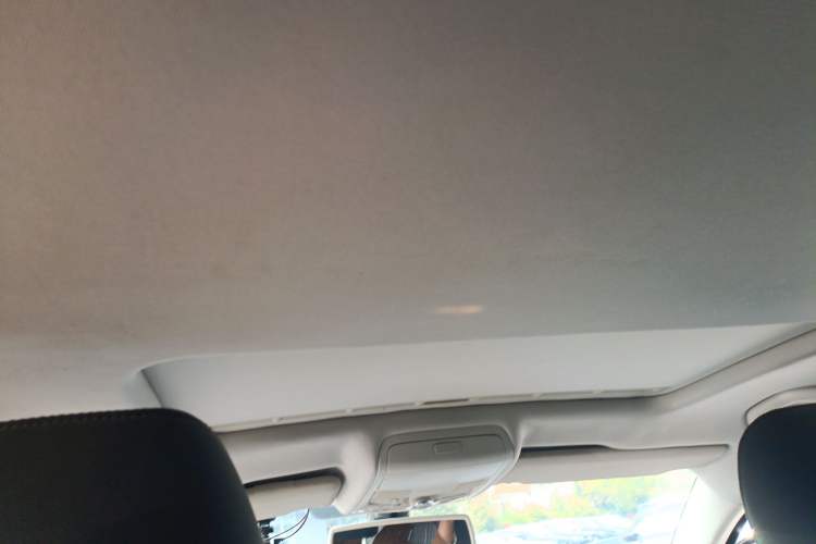 Used Volkswagen Passat 2013 1.8TSI DSG Prestige Edition Headliner