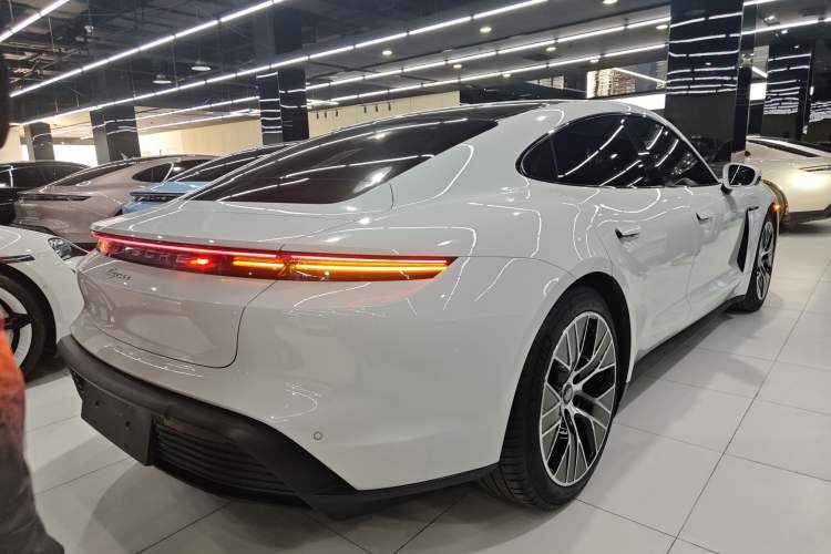 Used Porsche Taycan 2022 Taycan