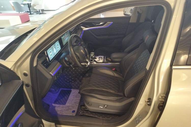 Used Hongqi HS5 2019 2.0T Smart Connect Flagship All-Wheel-Drive Version