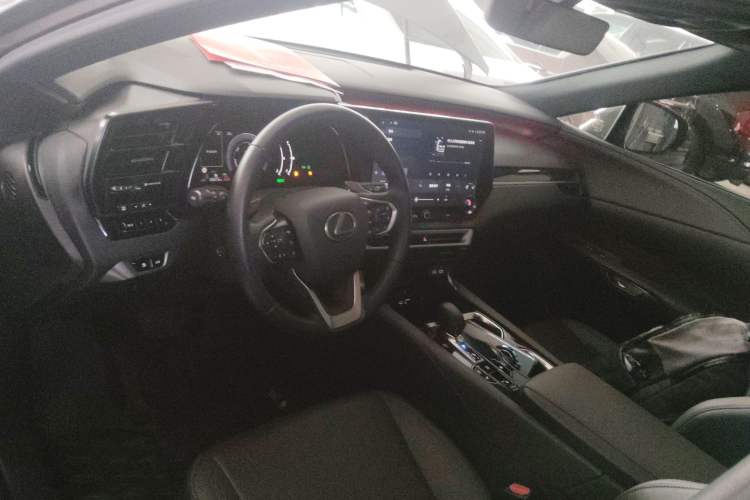 Used Lexus RX 2023 350h Four-Wheel Drive Enjoyment Version Center Console