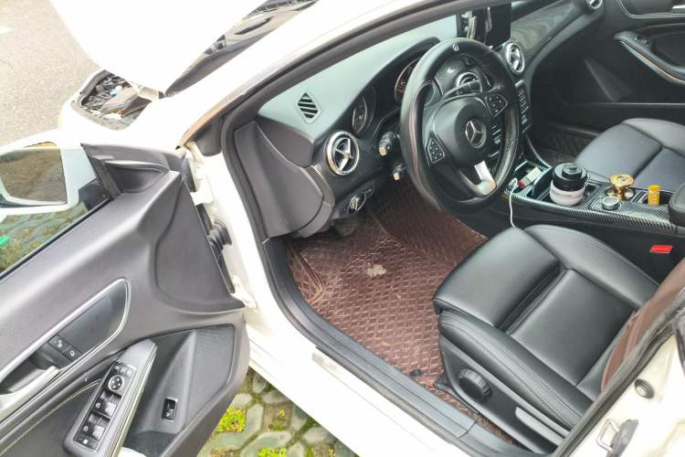 Used Mercedes-Benz CLA 2018 CLA 200 Sport Edition Driver Seat