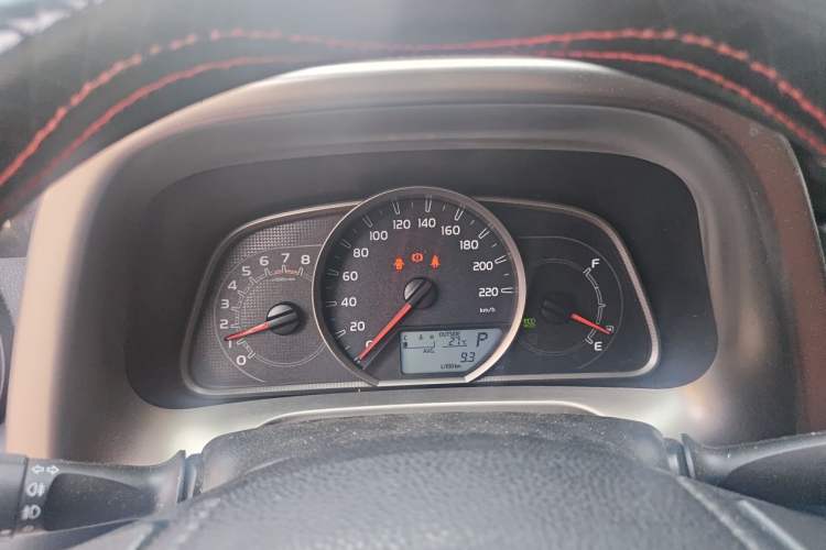 Used Toyota RAV4 2015 2.0L CVT Two-Wheel Drive Fashion Edition