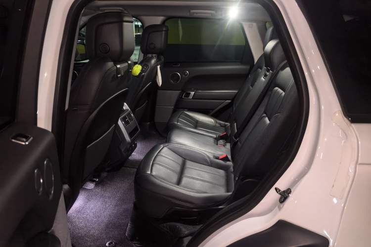 Used Land Rover Range SportNew Energy 2019 P400e SE Left Rear Seat