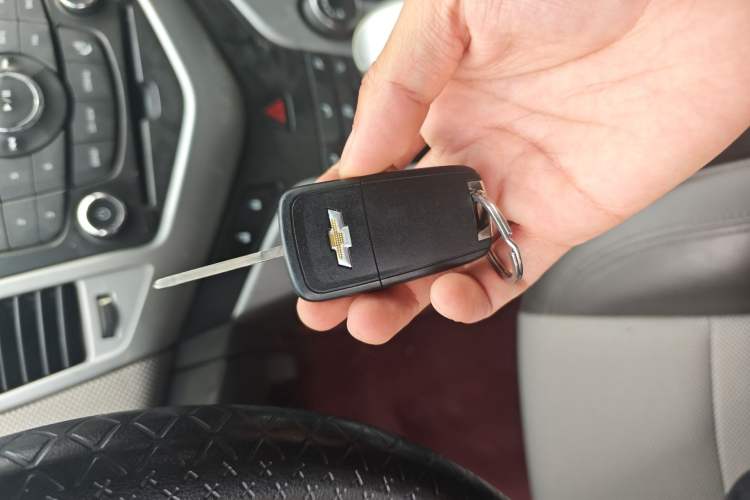 Used Chevrolet Cruze 2013 1.8L SE AT Vehicle Key