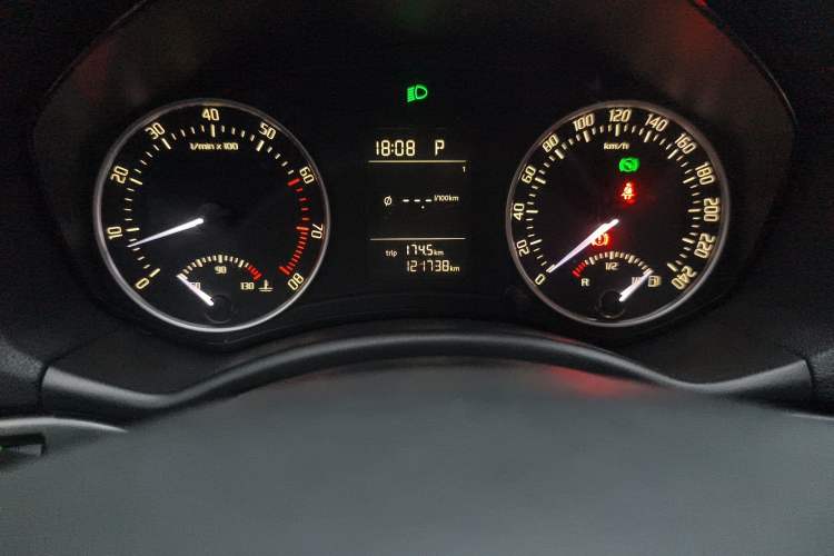 Used Skoda Octavia 2012 1.4TSI DSG Yijun Edition
