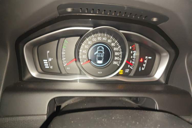 Used Volvo XC60 2016 T5 Smart Upgrade Model