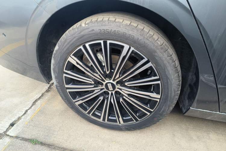 Used Geely Galaxy A7 2025 Model EM-i 150km Starship Edition Exterior 5