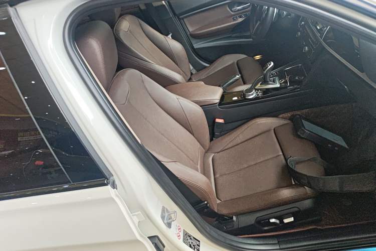 Used BMW 3 Series 2018 320Li Leading Model M Sport Package
