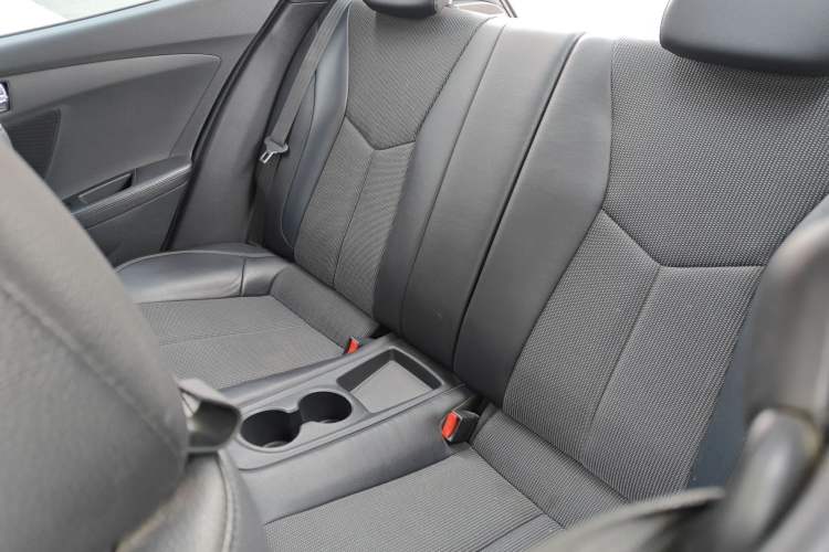 Used Hyundai Veloster 2011 1.6L Automatic Luxury Edition Left Rear Seat