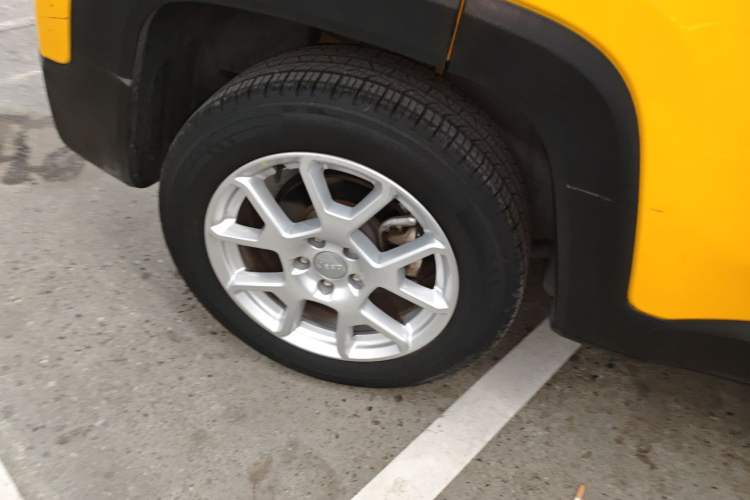 Used Jeep Renegade 2021 220T Automatic Elite Edition Exterior 8