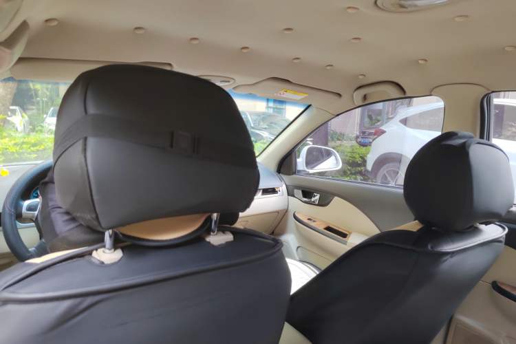 Used Buick Excelle 2015 1.5L Automatic Classic Model
