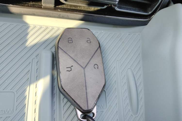 Used Formula Leopard 5 2023 Cloud Ride Flagship Edition