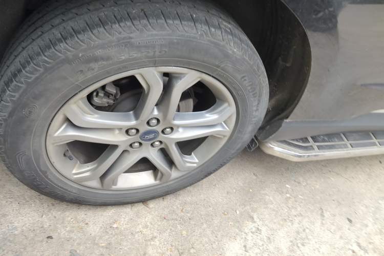 Used Ford Edge 2018 EcoBoost 245 Two-Wheel-Drive Titanium 7-Seater China V Standard
