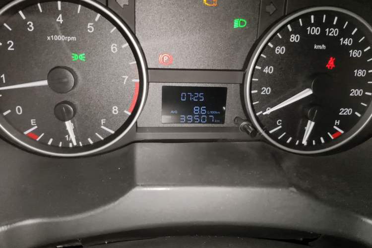 Used JAC Refine M3 2019 IKEA Edition 1.5T Luxury Smart Model
