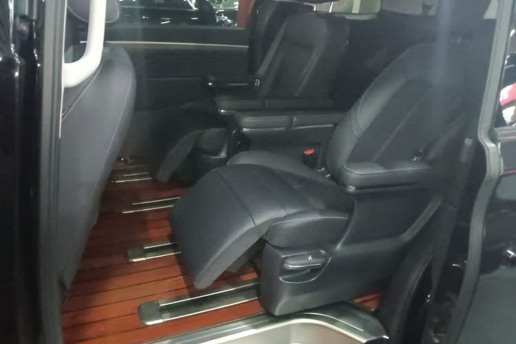 Used GAC Trumpchi M8 2021 Master Series 390T Ultimate Edition Left Rear Seat