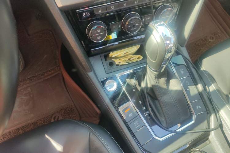 Used Volkswagen Lamando 2018 280TSI DSG Luxury Edition
