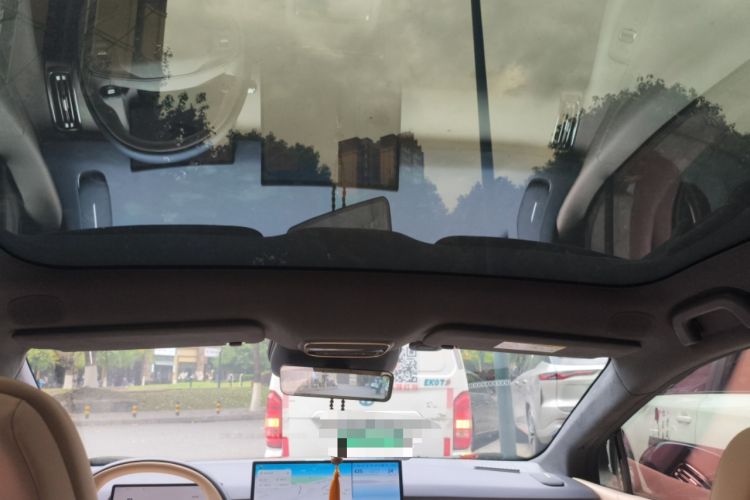 Used XPeng P7+ 2024 Long-Range Max Headliner