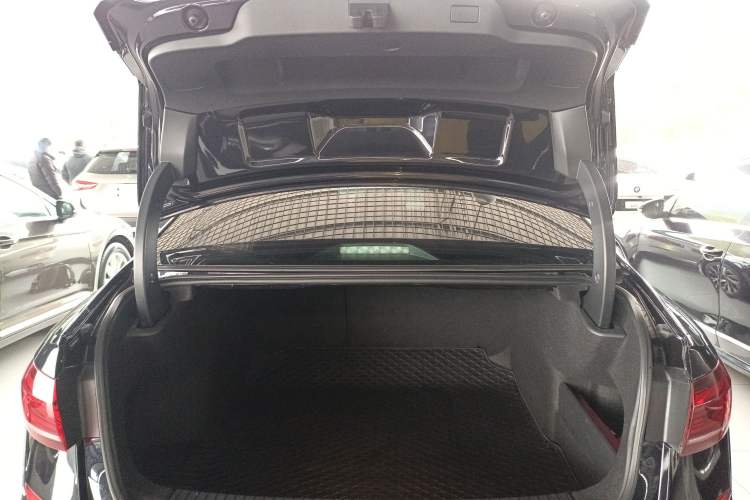 Used Volkswagen Passat 2022 330TSI Luxury Edition
