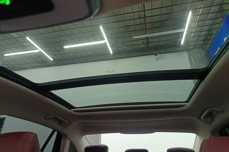 Used Hongqi H5 2024 2.0T Automatic Smart Connect Flagship Edition