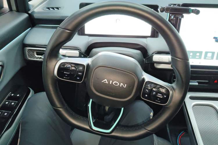 Used AION Y 2022 Plus 70 Enjoy Edition Steering Wheel