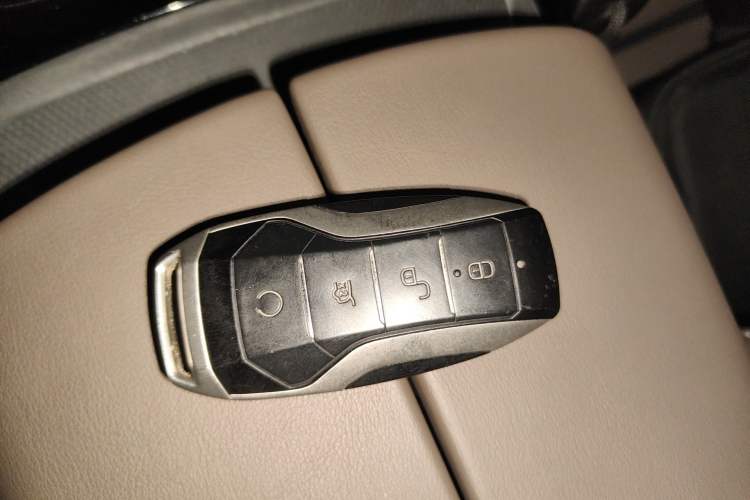 Used BYD Han 2020 DM Four-Wheel Drive Performance Edition Luxury Model
