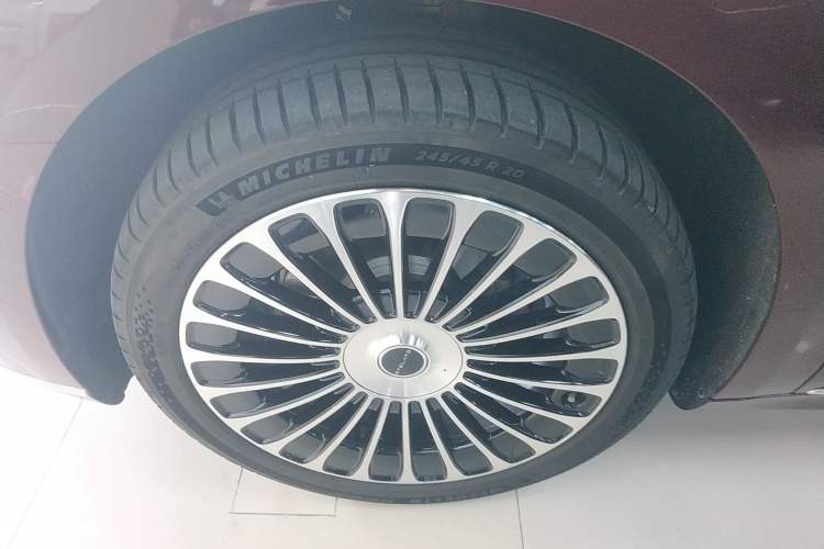 Used Hima Stelato S9 2025 Extended-Range Ultra Exterior 4