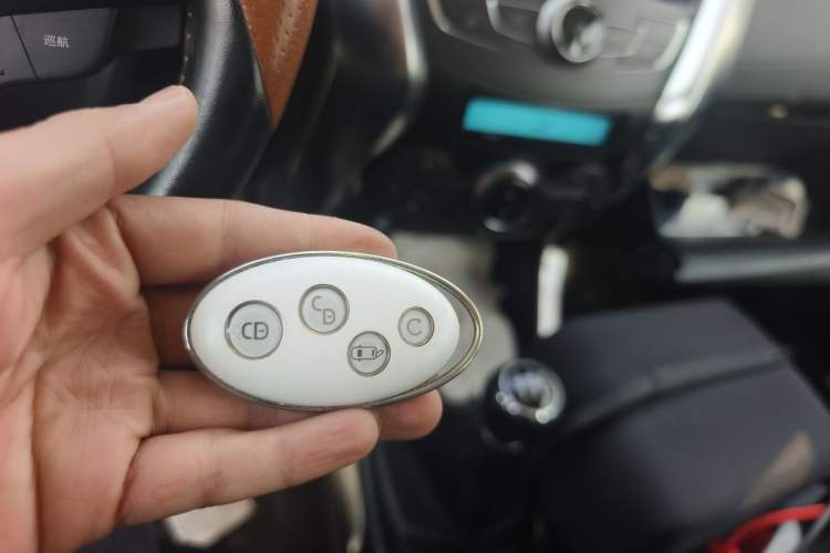 Used BYD Yuan 2016 1.5L Manual Luxury Version
