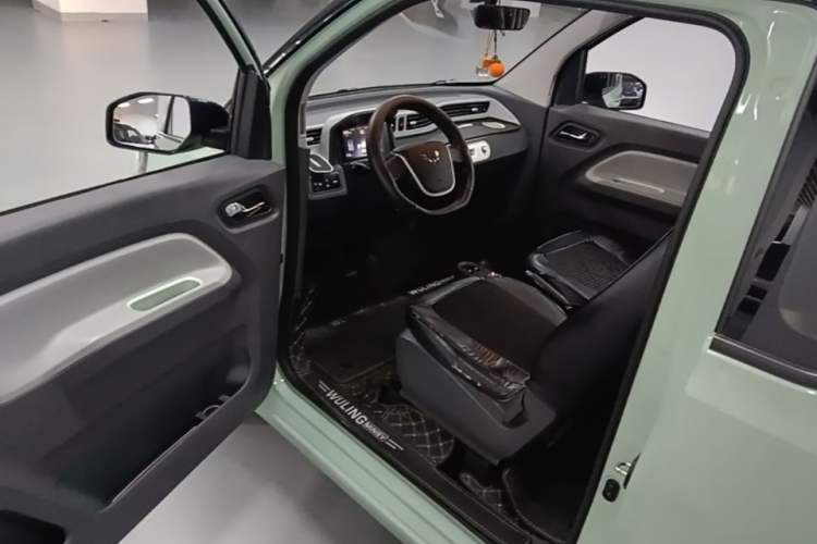 Used Wuling Hongguang MINIEV 2021 Macaron Premium Model – Lithium-NMC