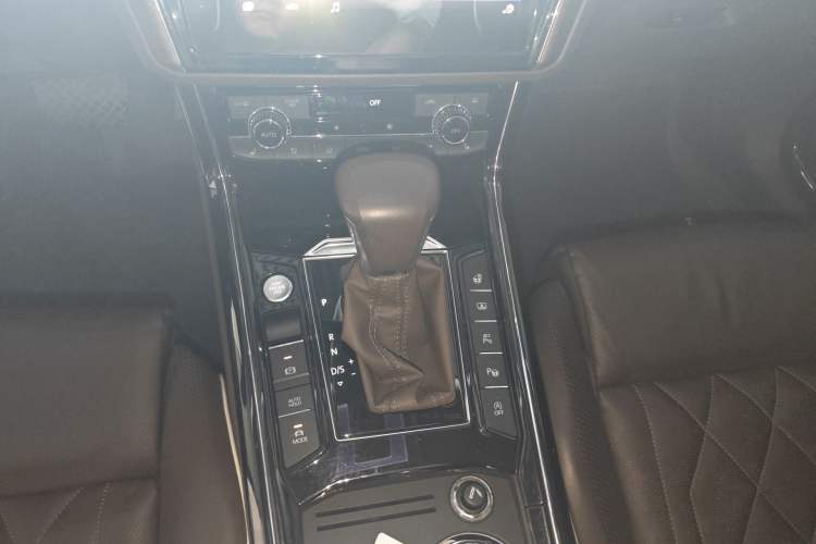 Used Volkswagen Phideon 2021 380TSI Prestige Edition
