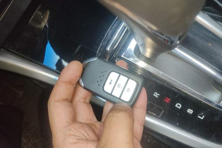 Used Honda Crider 2016 1.8L CVT Luxury Edition
