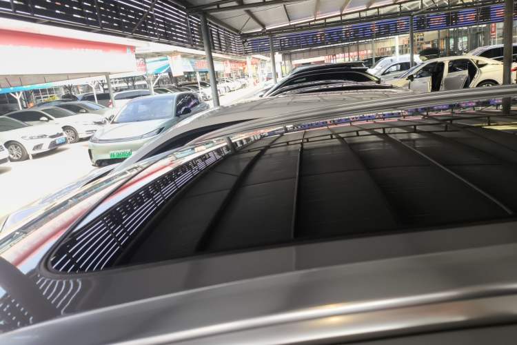 Used Volvo XC60 2023 B5 4x4 Smart Luxury Edition Roof