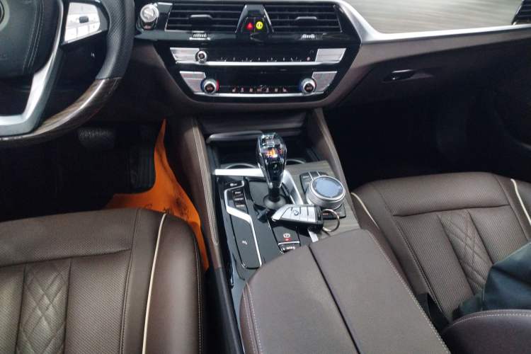 Used BMW 5 Series 2021 Restyled 530Li Leading Edition Luxury Package