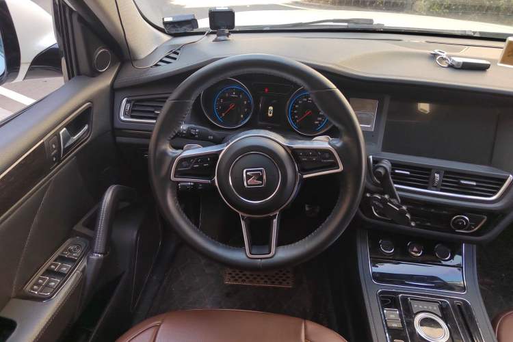 Used Zotye T600 2016 Sport Edition 2.0T DCT Luxury Model Steering Wheel