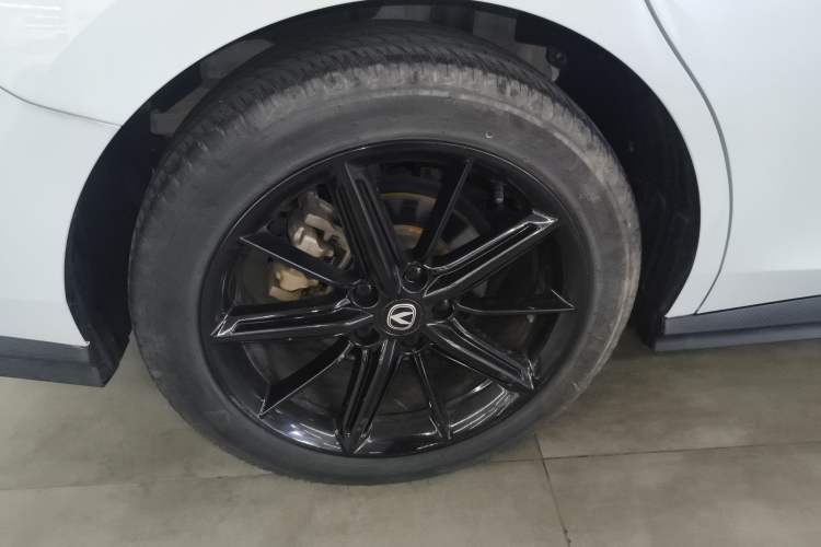 Used CHANGAN UNI-V 2023 1.5T Prestige Model
