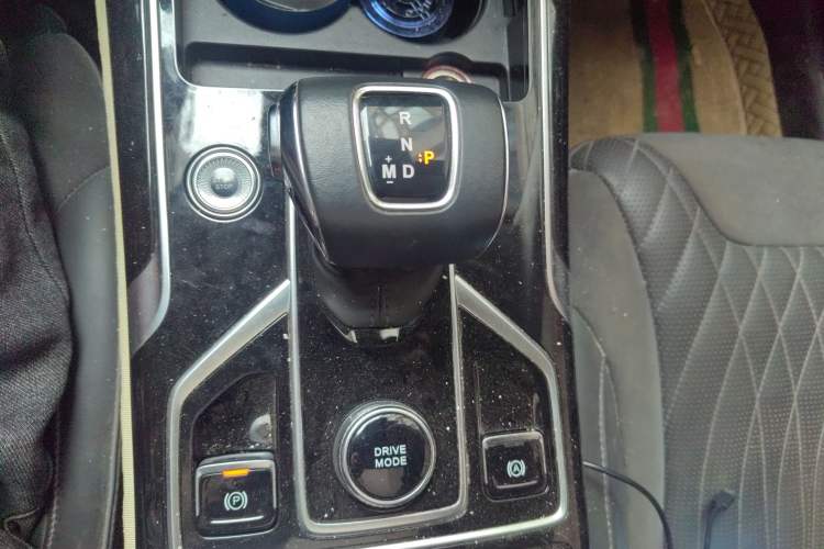 Used Hongqi HS5 2022 Facelifted Version 2.0T Smart Connect Flagship All-Wheel-Drive Edition