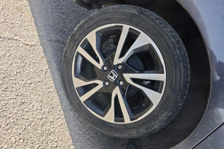 Used Honda Greiz 2016 1.5L CVT Luxury Edition