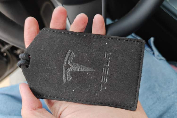 Used Tesla Model Y 2023 Long-Range All-Wheel-Drive Version