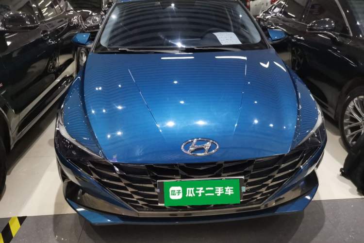 Used Hyundai Elantra 2021 1.5L CVT LUX Prestige Edition
