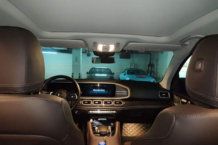 Used Mercedes-Benz GLE 2022 GLE 350 4MATIC Stylish Model Headliner