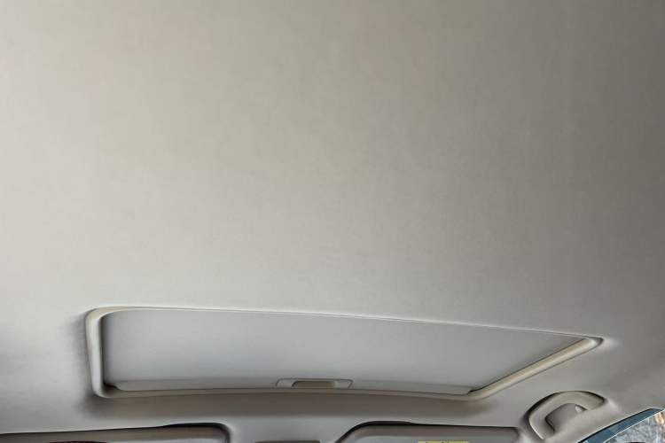 Used Baojun 560 2016 1.8L iAMT Luxury Model
