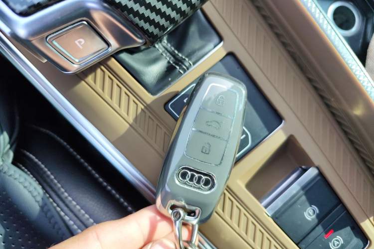 Used Audi A6L 2021 40 TFSI Luxury Dynamic Edition Vehicle Key