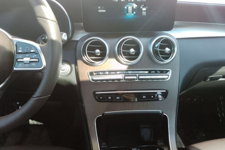 Used Mercedes-Benz GLC 2021 GLC 260 L 4MATIC Luxury Model Audio And AC Panel