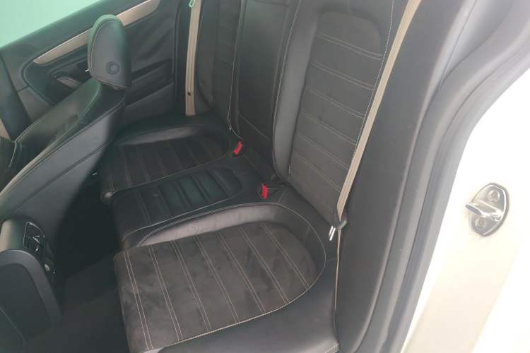 Used Volkswagen FAW-Volkswagen CC 2016 300TSI 25th Anniversary Edition Left Rear Seat