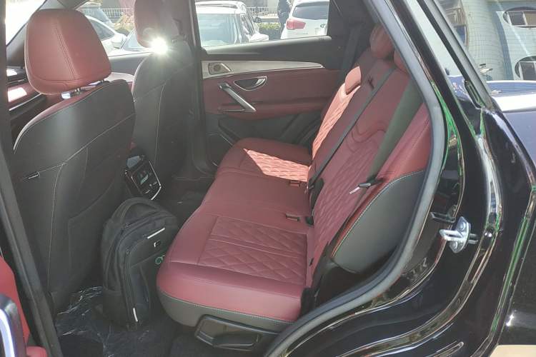 Used JETOUR X70 PLUS 2023 1.6T DCT Stronger PLUS 5-seater Left Rear Seat