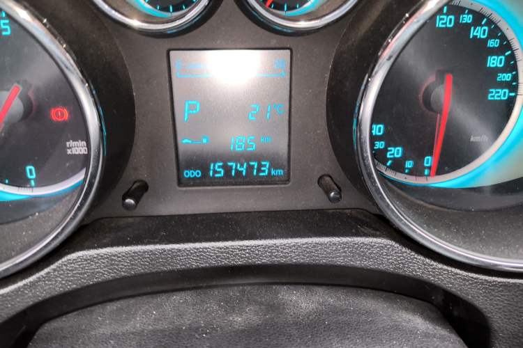 Used CHANGAN CS35 2015 1.6L Automatic Luxury Model China IV Standard Odometer Close Up