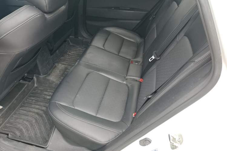 Used CHANGAN Eado New Energy 2022 EV460 Smart Ride-Hailing Edition – Lithium Iron Phosphate Left Rear Seat