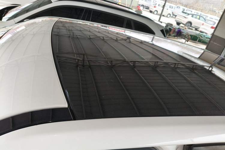 Used Land X7 2015 2.0T Panoramic Prestige Edition
