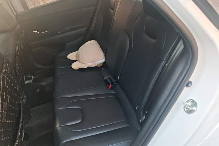 Used Hyundai Elantra 2023 1.5L CVT LUX Prestige Edition Left Rear Seat