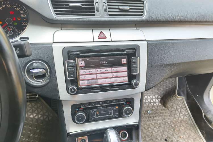 Used Volkswagen FAW-Volkswagen CC 2011 1.8 TSI Prestige Model
